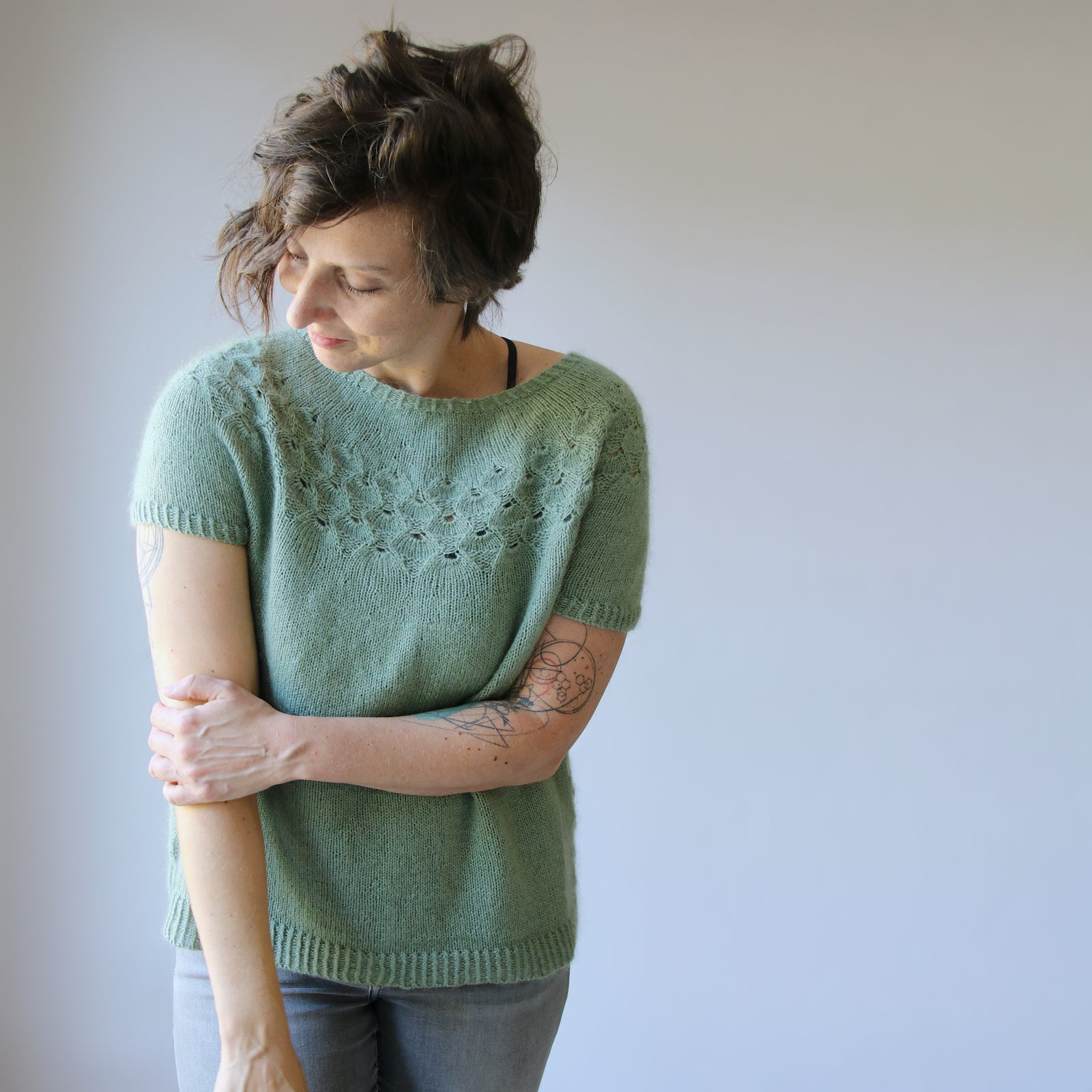 Backstage Romance - SWEATER - Knitting Pattern