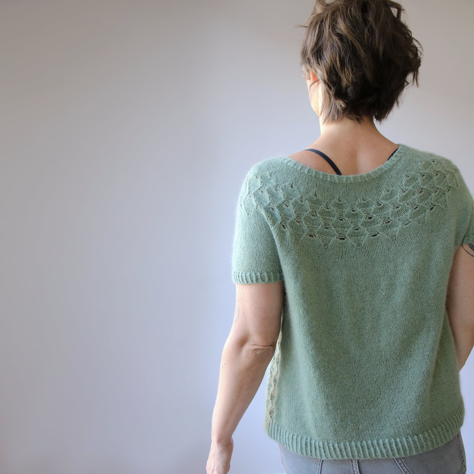 Backstage Romance - SWEATER - Knitting Pattern