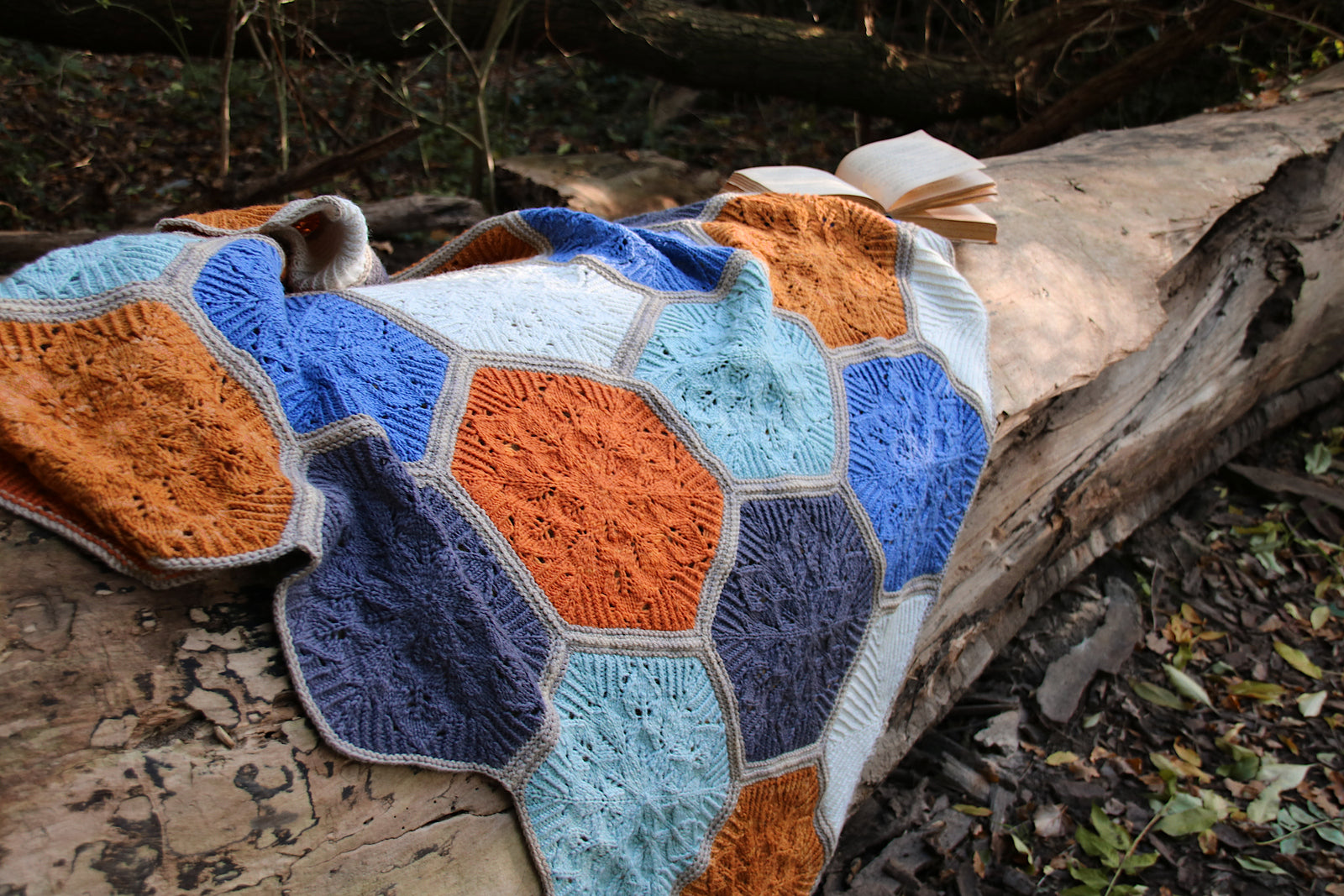 Made of Moments - BLANKET - Knitting Pattern