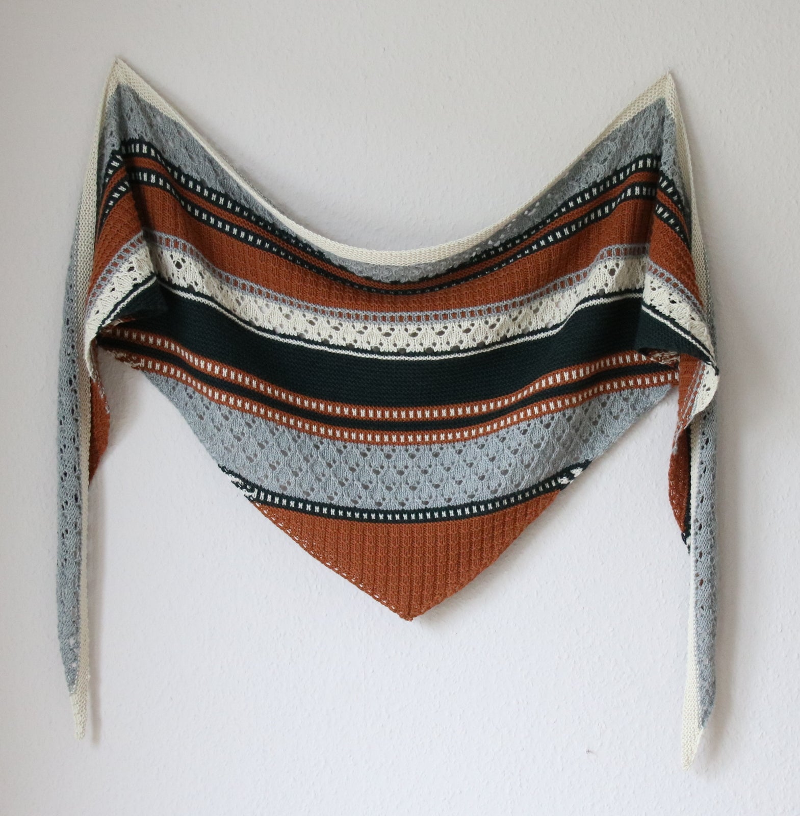 Linebreak - SHAWL - Knitting Pattern