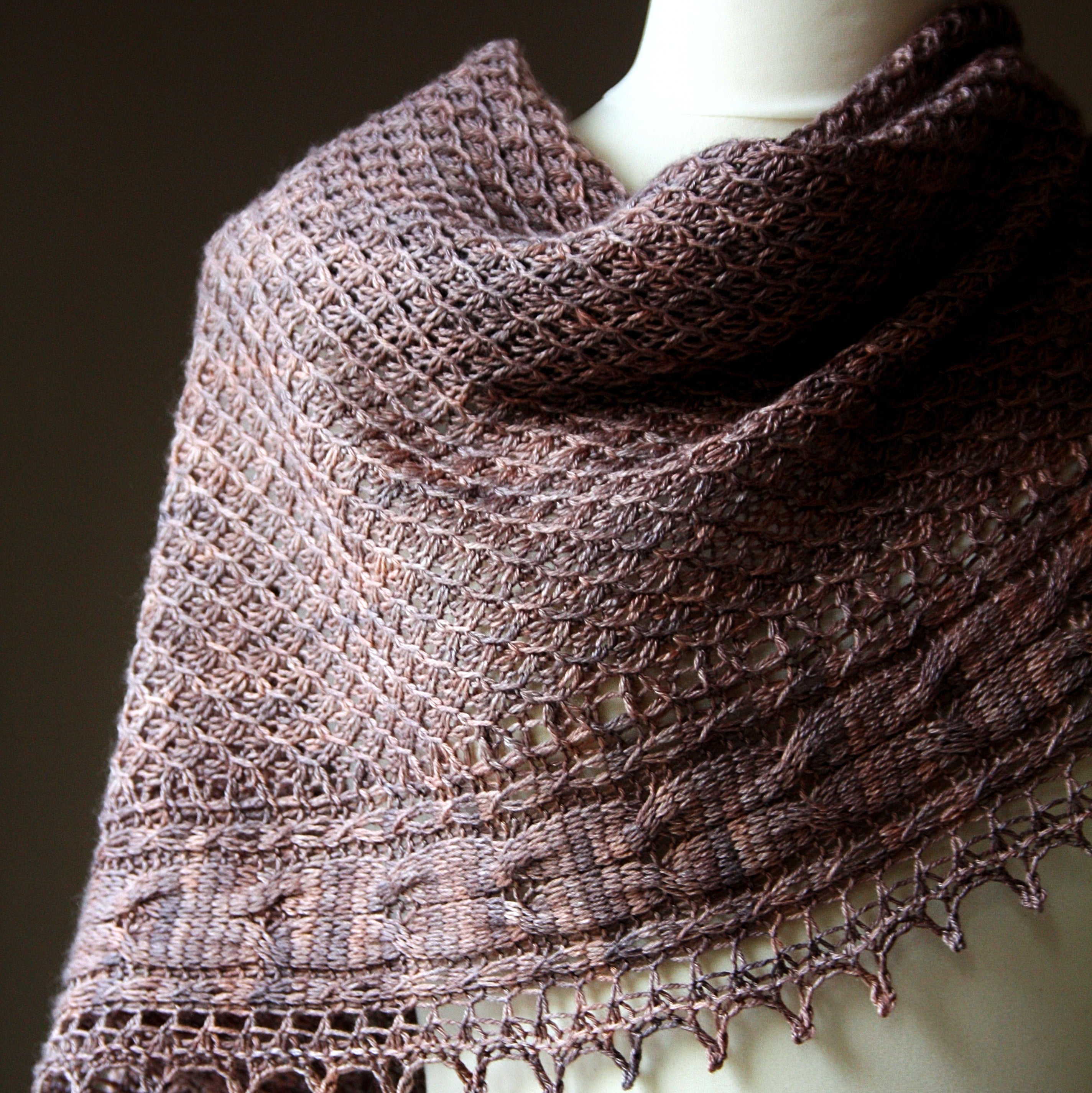 Dark Champagne Design