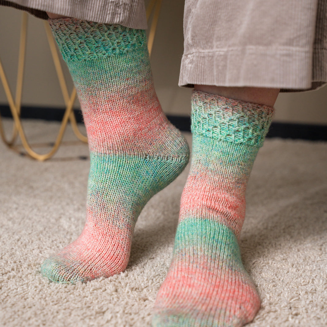 Midnight Walk - SOCKS - FREE Knitting Pattern