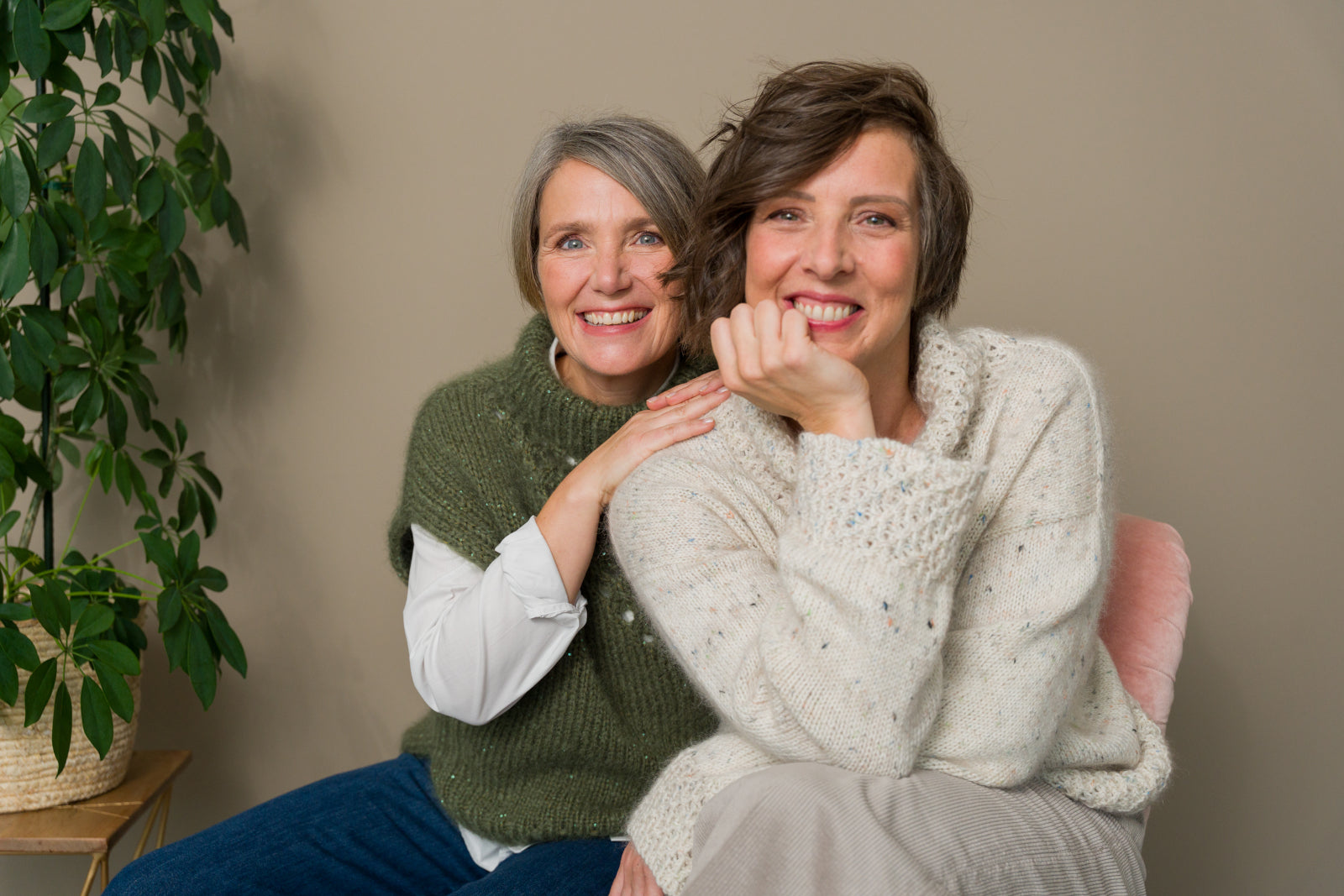 Midnight Walk - SOCKS - FREE Knitting Pattern