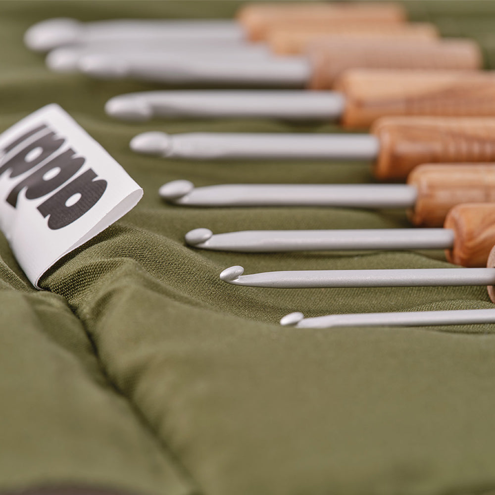 addiWrap Olive Wood crochet hook set