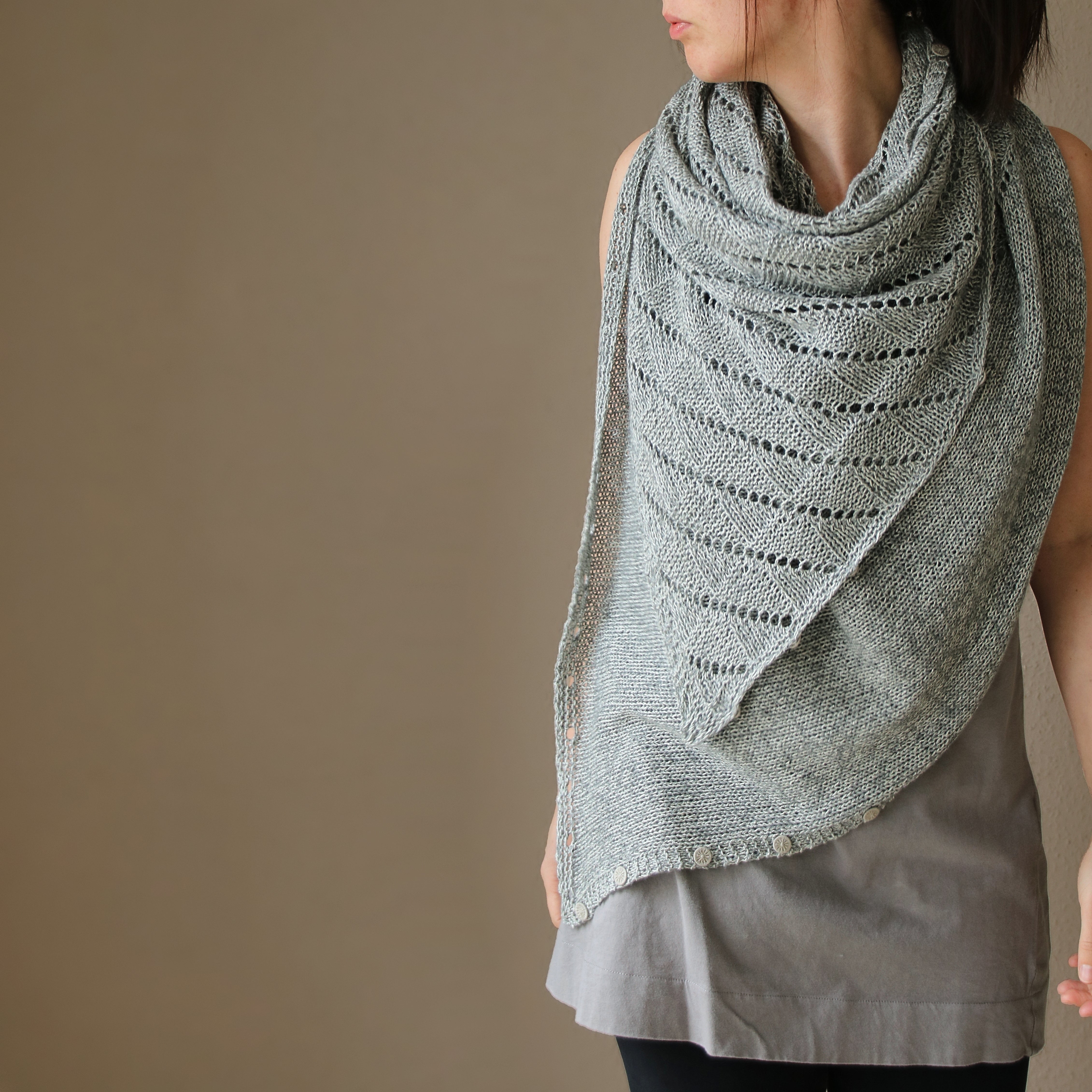 A Twist to It - SHAWL - Knitting Pattern