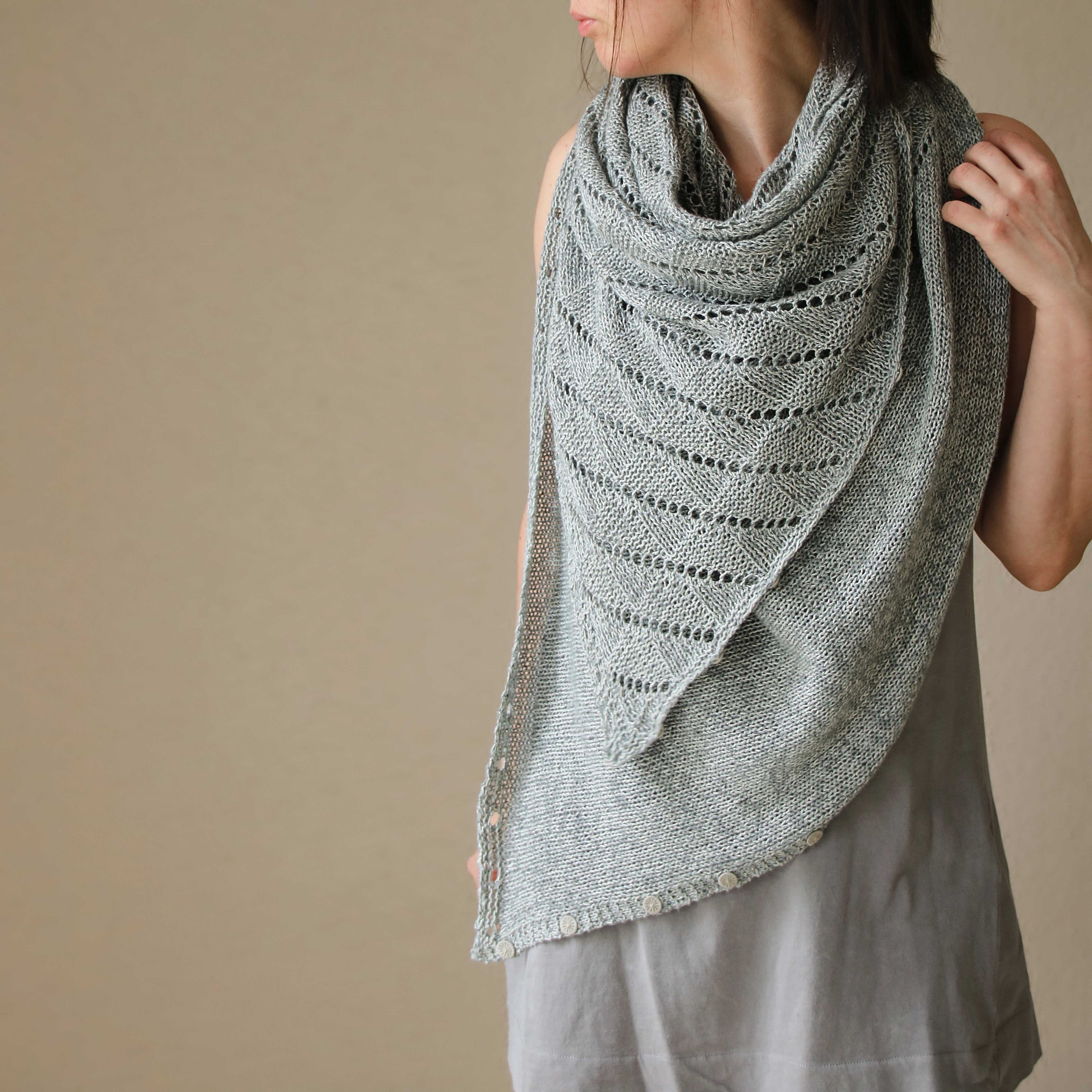 A Twist to It - SHAWL - Knitting Pattern