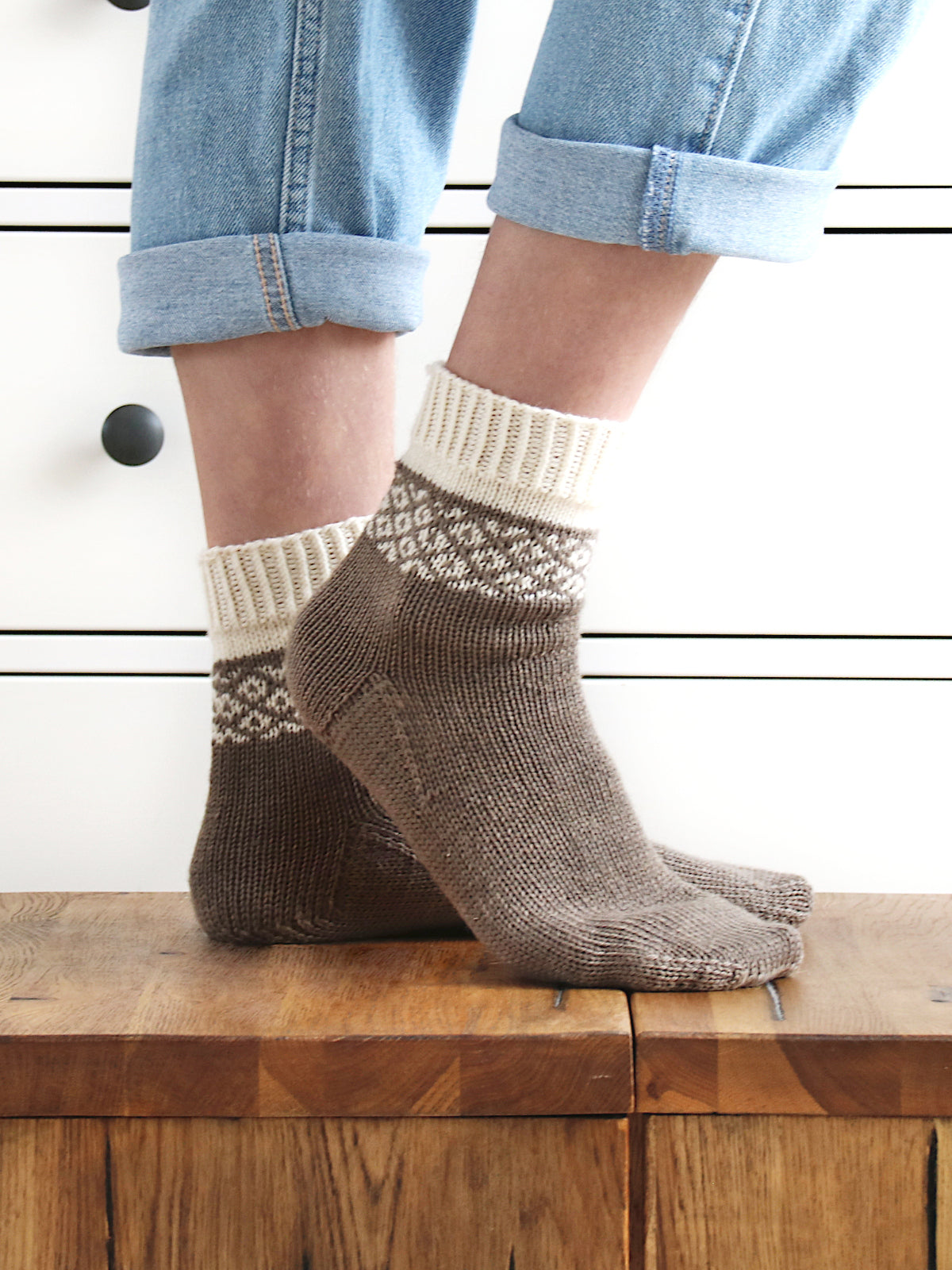Soft Steps - SOCKS - Knitting Pattern