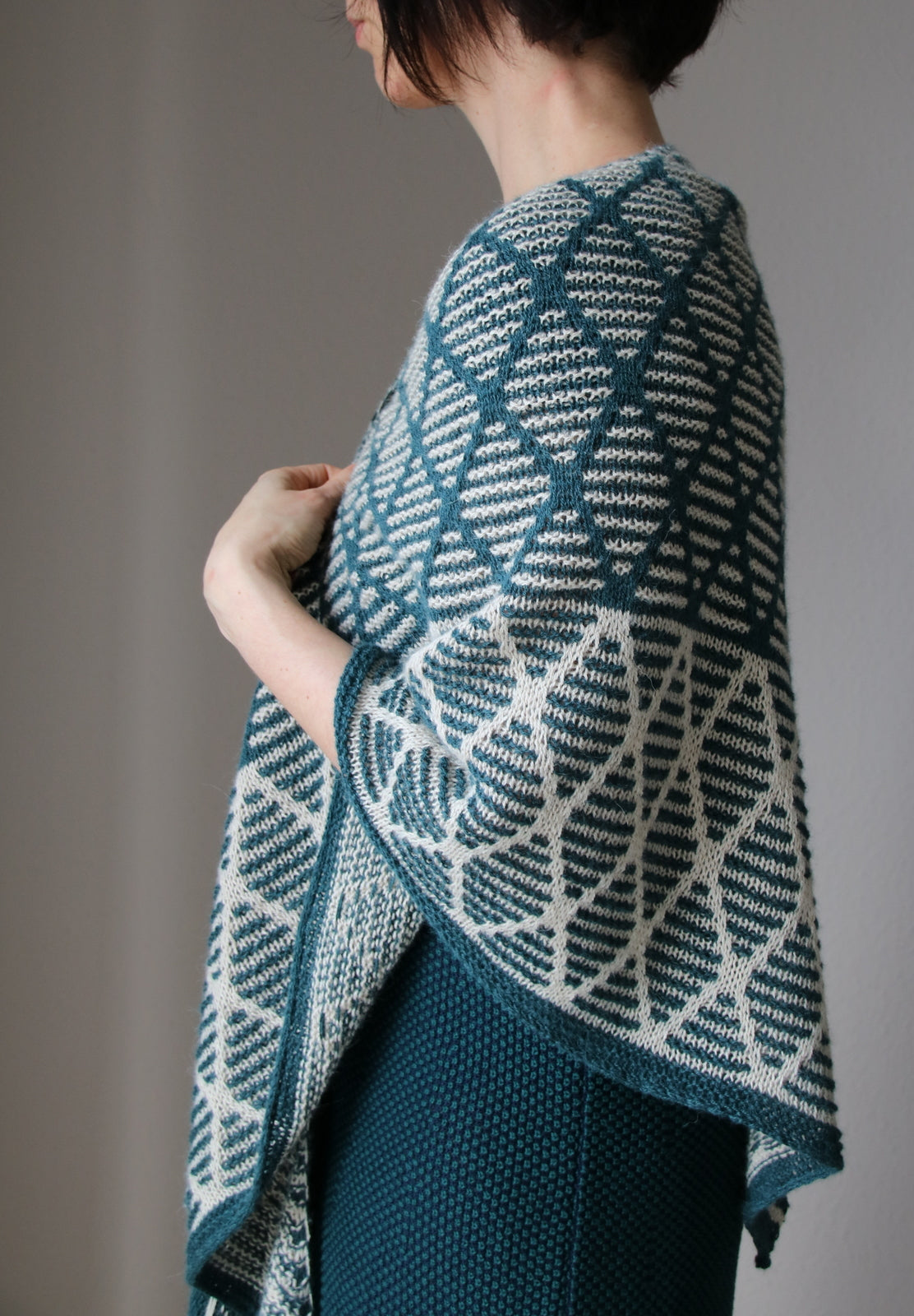 The Islander - SHAWL - Knitting Pattern